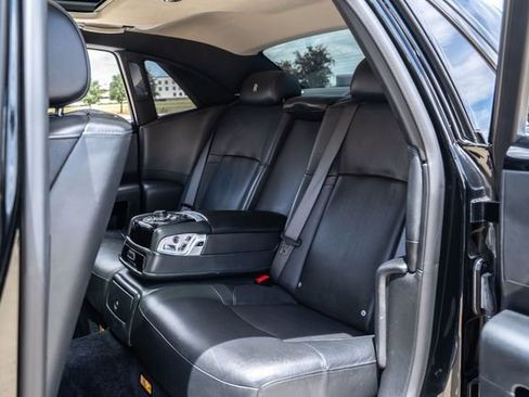 Used 2013 Rolls-Royce Ghost RWD image 24