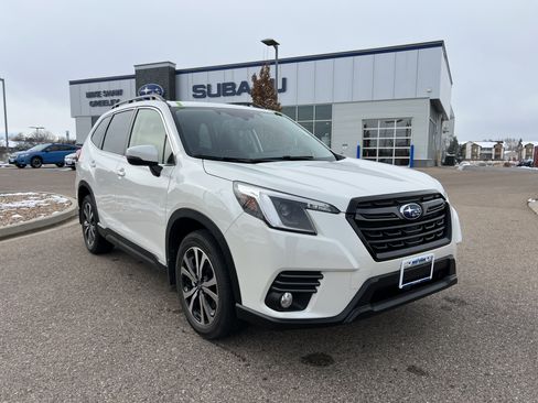 Used 2023 Subaru Forester Limited image 9