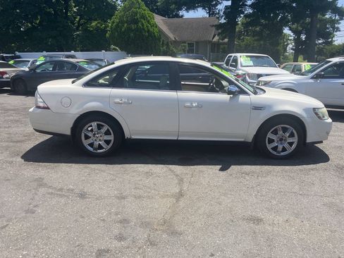 Used 2009 Ford Taurus Limited AWD/4WD image 5