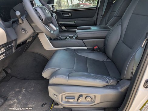 Used 2026 Toyota Sequoia Platinum image 9