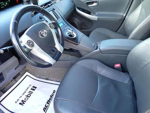 Used 2010 Toyota Prius Five image 8
