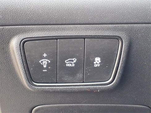 Certified 2022 Hyundai Tucson Limited w/ Cargo Package image 21