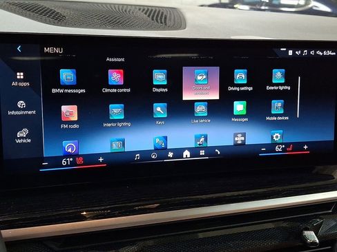 Used 2024 BMW X7 xDrive40i w/ M Sport Package AWD/4WD image 14