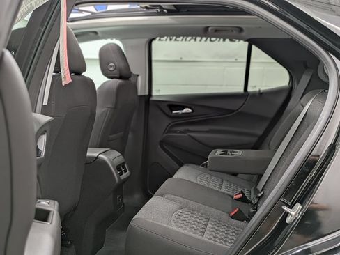 Used 2023 Chevrolet Equinox LT AWD/4WD image 10