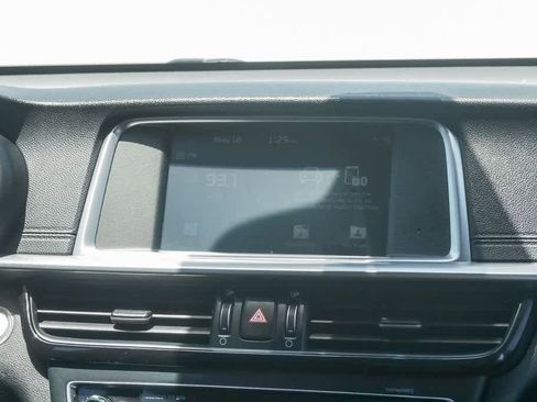 Used 2019 Kia Optima S w/ S Panoramic Sunroof Package FWD image 13