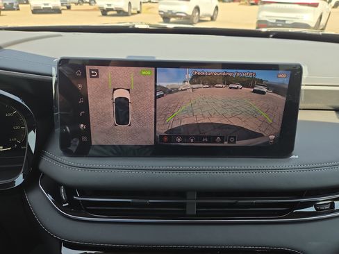 Used 2026 INFINITI QX60 Luxe w/ Cargo Package image 13