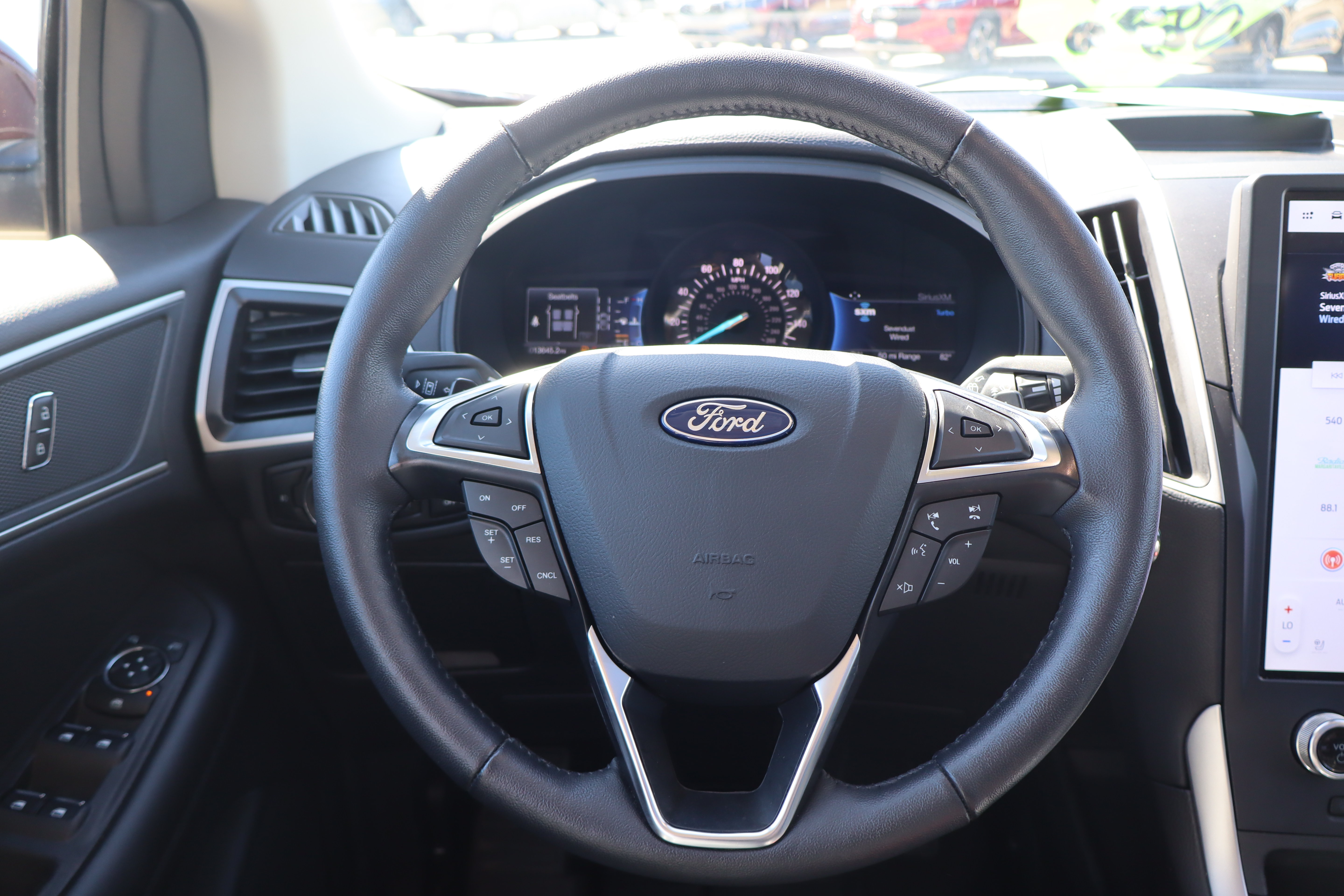 Used 2024 Ford Edge SEL w/ Convenience Package AWD/4WD image 14