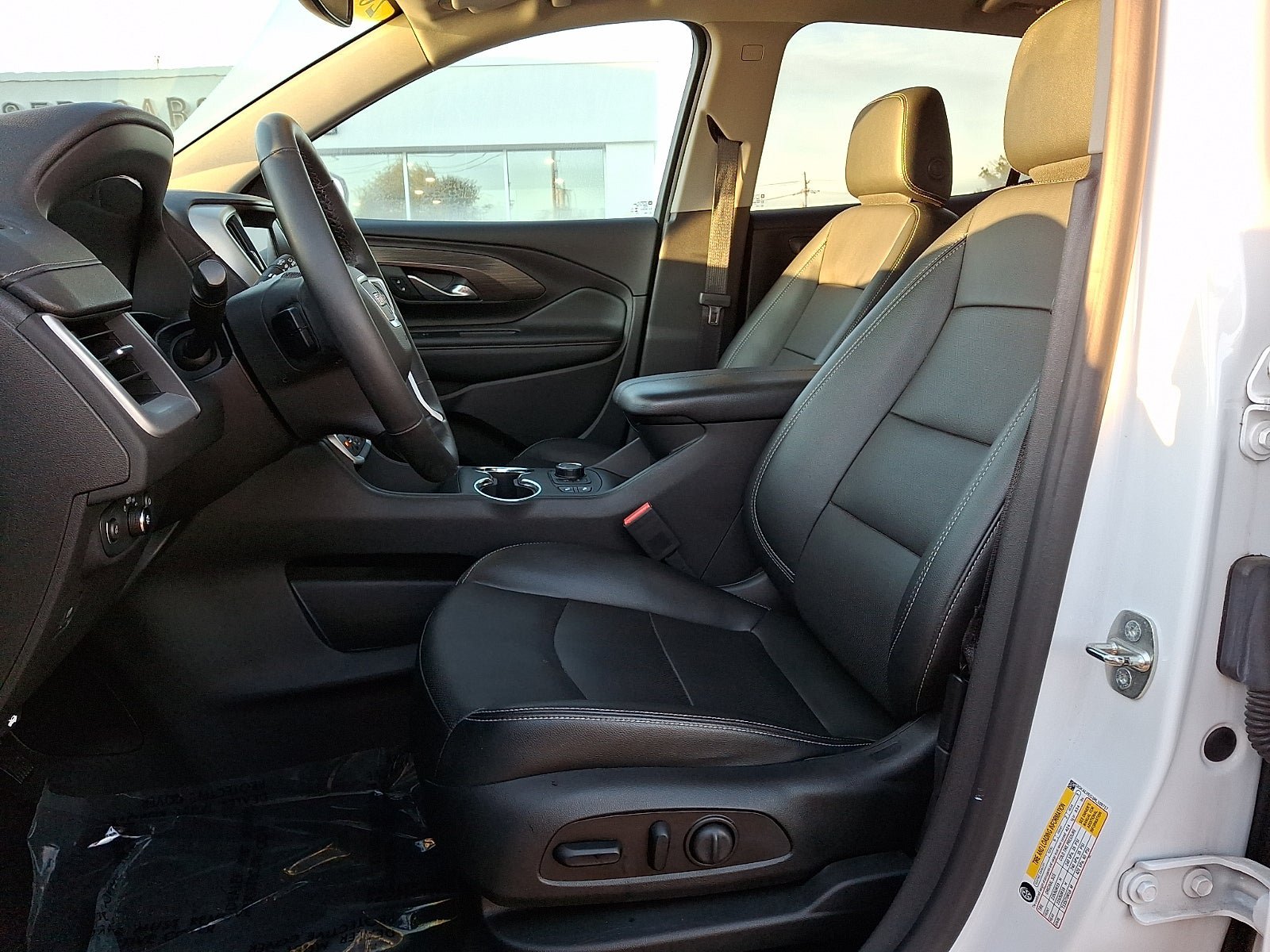 Certified 2024 GMC Terrain SLT w/ Elevation Edition AWD/4WD image 13