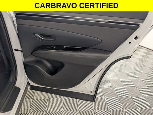 Used 2023 Hyundai Tucson Limited AWD/4WD image 32