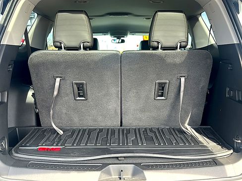 Used 2020 GMC Acadia SLT image 22