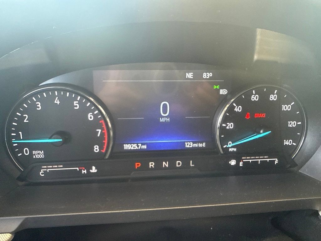 Used 2023 Ford Explorer XLT w/ Equipment Group 202A AWD/4WD image 19
