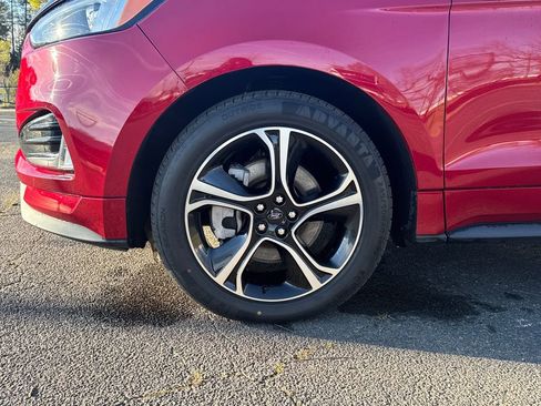 Used 2022 Ford Edge ST image 15