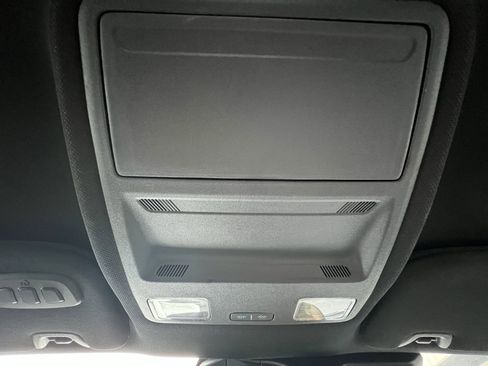 Used 2025 Ford Mustang GT Premium image 35