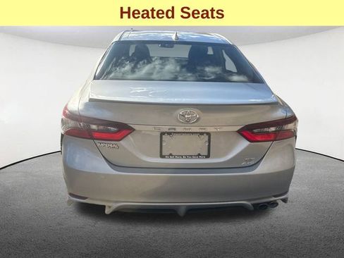 Used 2024 Toyota Camry SE w/ Cold Weather Package image 10