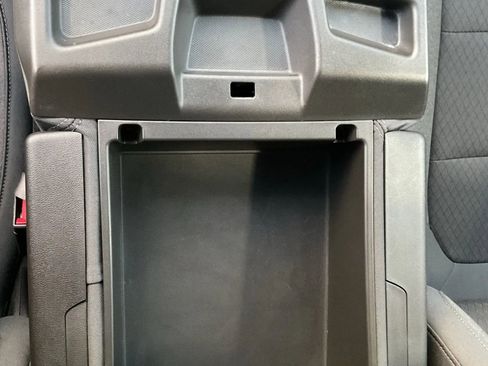 Used 2019 Chevrolet Silverado 1500 LT w/ All-Star Edition image 41