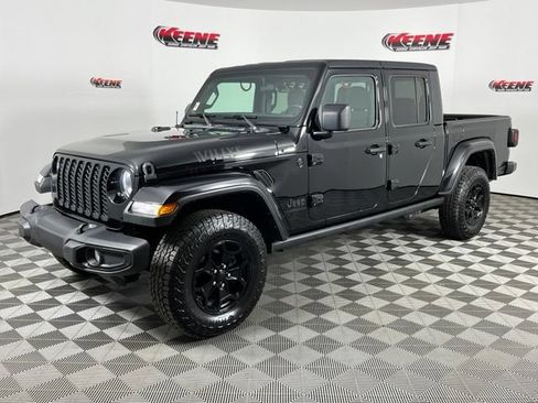 Used 2021 Jeep Gladiator Sport AWD/4WD image 5
