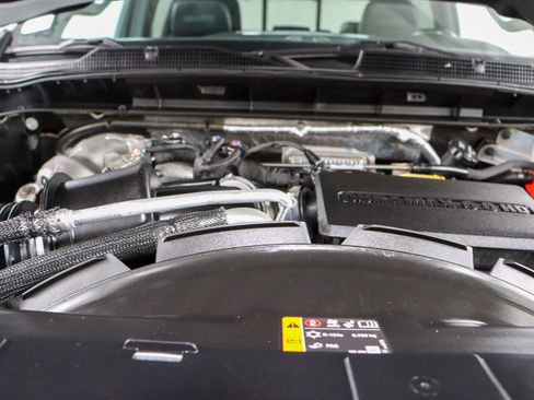 Used 2022 Chevrolet Silverado 2500 High Country image 32