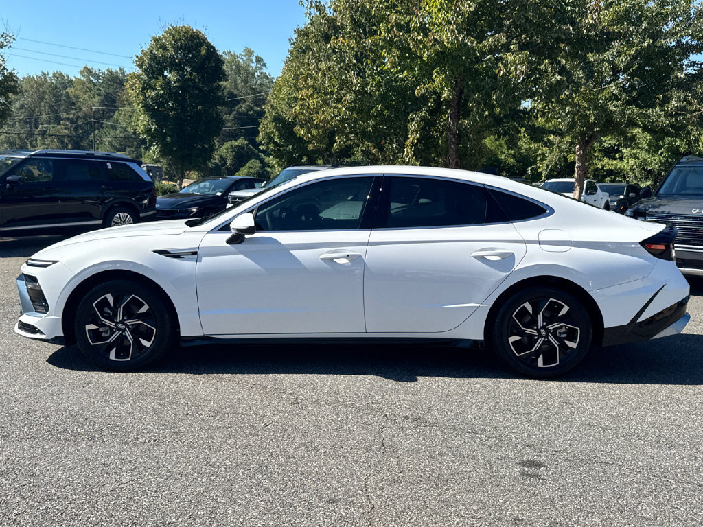 Certified 2025 Hyundai Sonata SEL FWD image 30