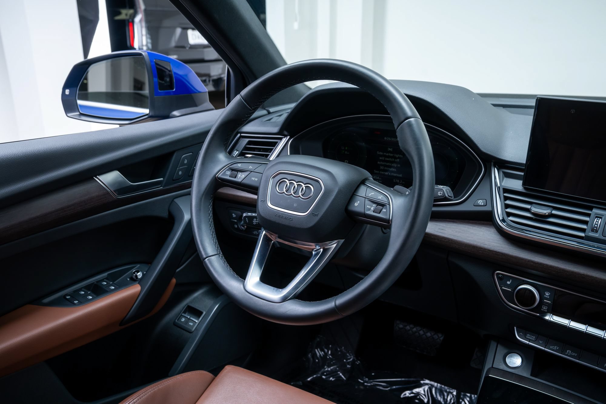 Used 2022 Audi Q5 e Premium AWD/4WD image 10