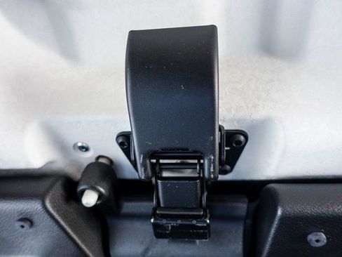 New 2025 Jeep Gladiator Sport image 16