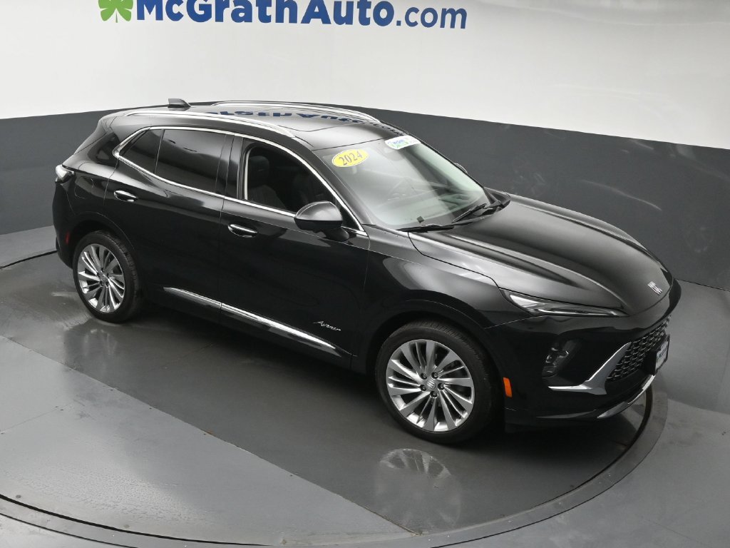Used 2024 Buick Envision Avenir AWD/4WD image 3