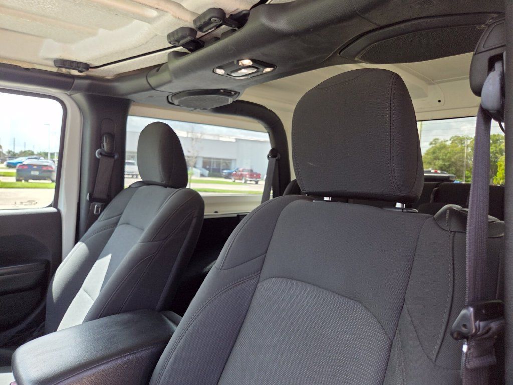 Used 2020 Jeep Wrangler Sport AWD/4WD image 25