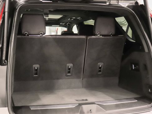 Used 2023 Cadillac Escalade Sport Platinum w/ LPO, ONYX Package AWD/4WD image 10