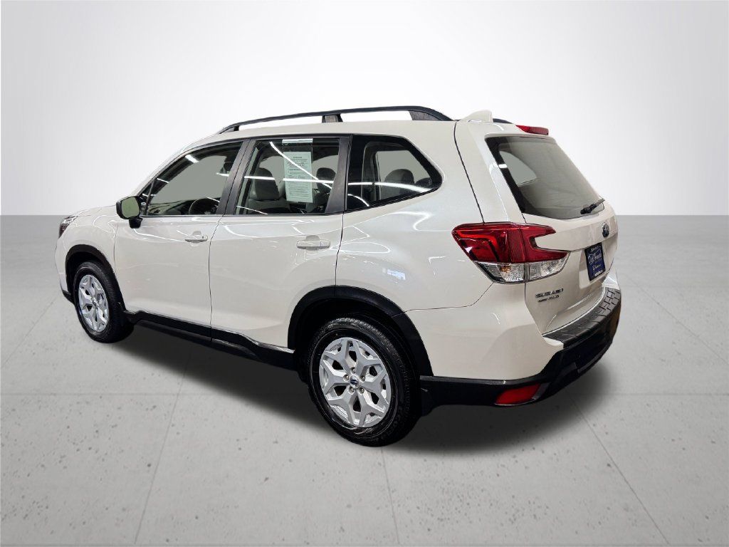 Used 2021 Subaru Forester AWD/4WD image 4