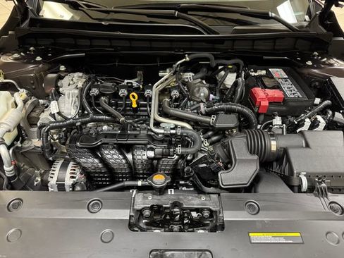 Used 2025 Nissan Altima 2.5 SV FWD image 23