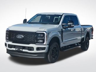 New 2026 Ford F250 Lariat w/ Black Appearance Package video 2