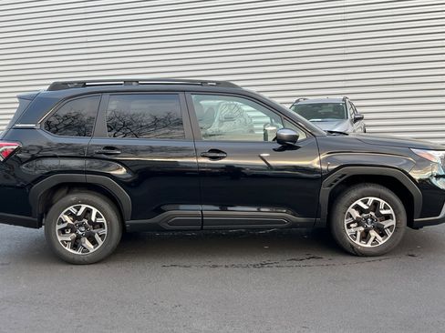 New 2026 Subaru Forester Premium image 3