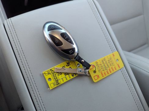 Used 2024 Hyundai Santa Fe Calligraphy image 36