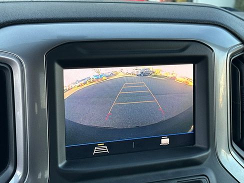 Used 2020 Chevrolet Silverado 1500 Custom Trail Boss w/ Custom Convenience Package image 18