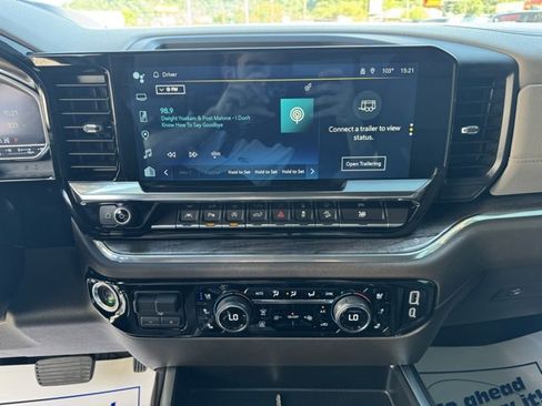 Used 2024 Chevrolet Silverado 1500 LTZ image 20