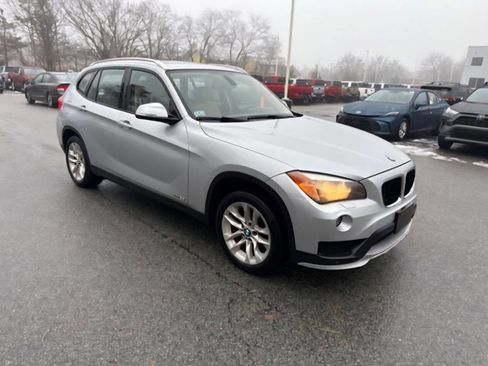 Used 2015 BMW X1 xDrive28i image 3