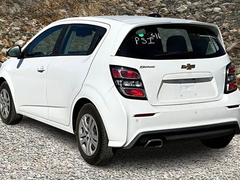 Used 2020 Chevrolet Sonic LT image 11