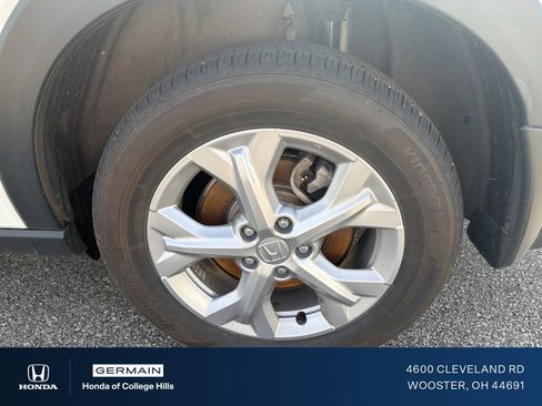 Used 2024 Honda HR-V LX image 10