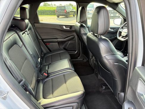 Used 2025 Ford Escape ST-Line AWD/4WD image 39