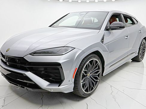 Used 2026 Lamborghini Urus SE AWD/4WD image 13