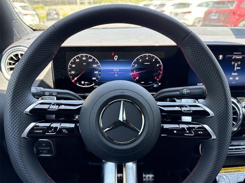 Certified 2025 Mercedes-Benz GLA 250 image 24