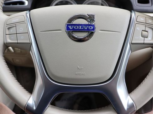 Used 2012 Volvo XC70 3.2 AWD/4WD image 14