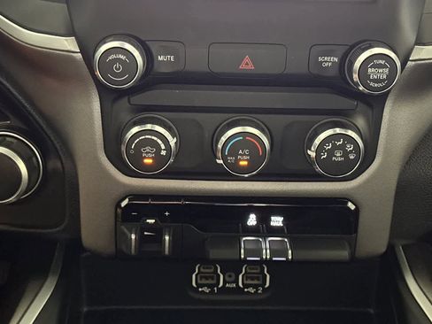 Used 2022 RAM 1500 Big Horn AWD/4WD image 21