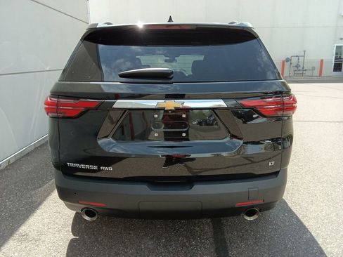 Used 2022 Chevrolet Traverse LT w/ LPO, Floor Liner Package AWD/4WD image 3