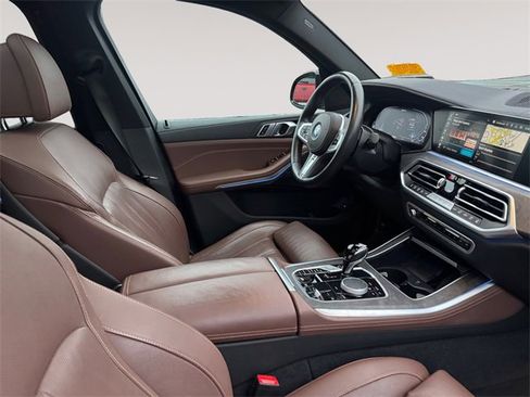 Certified 2022 BMW X5 xDrive45e w/ M Sport Package image 13