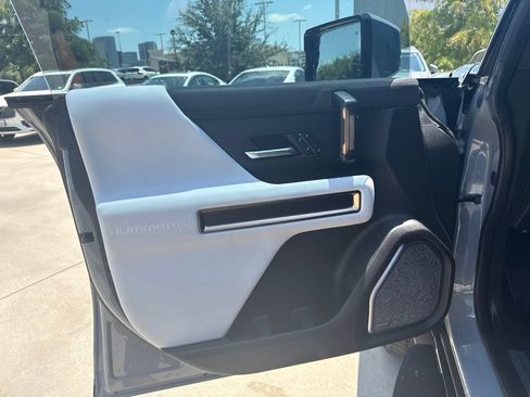 Used 2025 GMC Hummer EV 3X AWD/4WD image 20