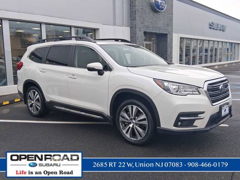 Used 2022 Subaru Ascent Limited w/ Technology Package image 1