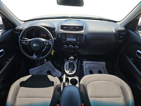 Used 2019 Kia Soul FWD image 10