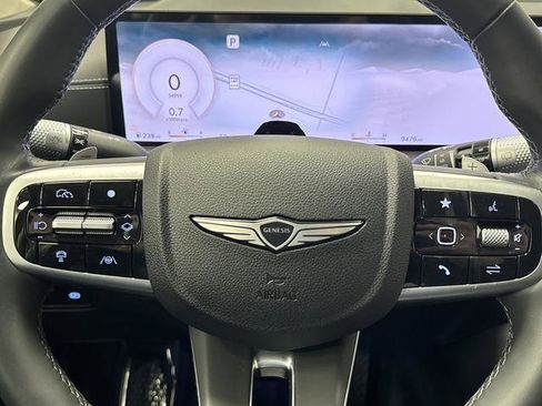 Used 2025 Genesis GV80 2.5T Prestige image 18