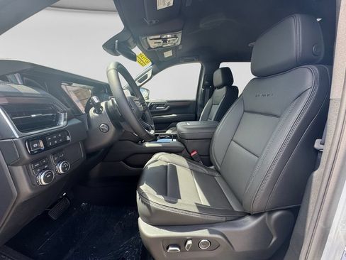 New 2026 GMC Yukon Denali AWD/4WD image 14