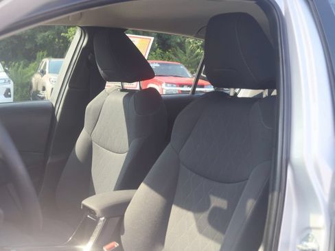 Used 2020 Toyota Corolla LE FWD image 25